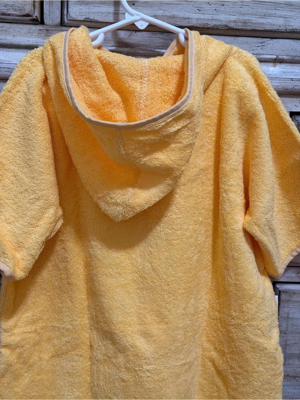 🆕 Children's Golden-Yellow Hooded Poncho Towel - Size 2T-3T